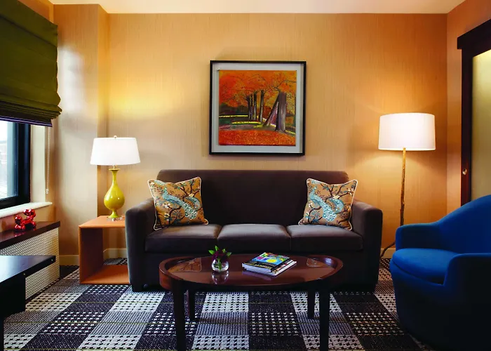 Lincoln Hotel 4*