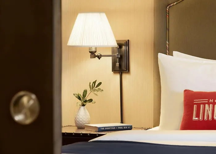Hotel Lincoln Chicago