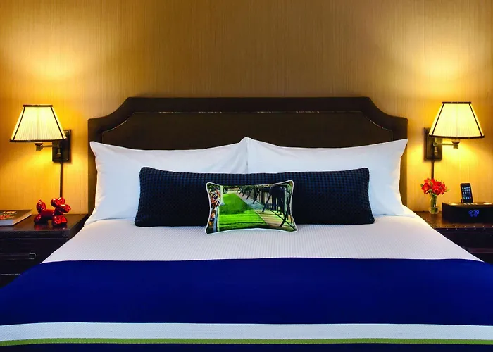 Hotel Lincoln Chicago